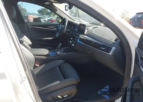 2019 BMW 530E Iperformance из США, поврежденный, VIN WBAJA9C51KB393380